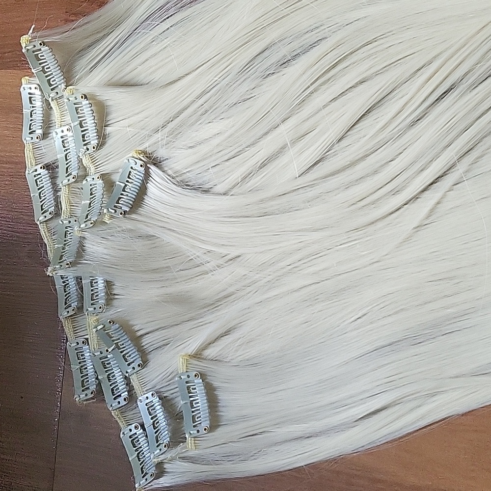 7 pieces / 22 inches hair extensions
